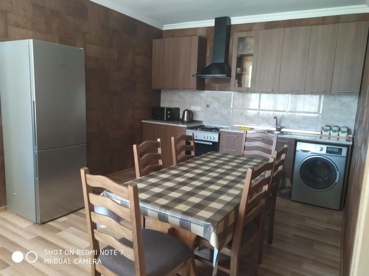 Kamara Guest House Kazbegi Esterno foto